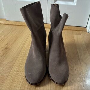 FRYE AND CO. Women's Brown Suede Mid-Calf Heeled Boots